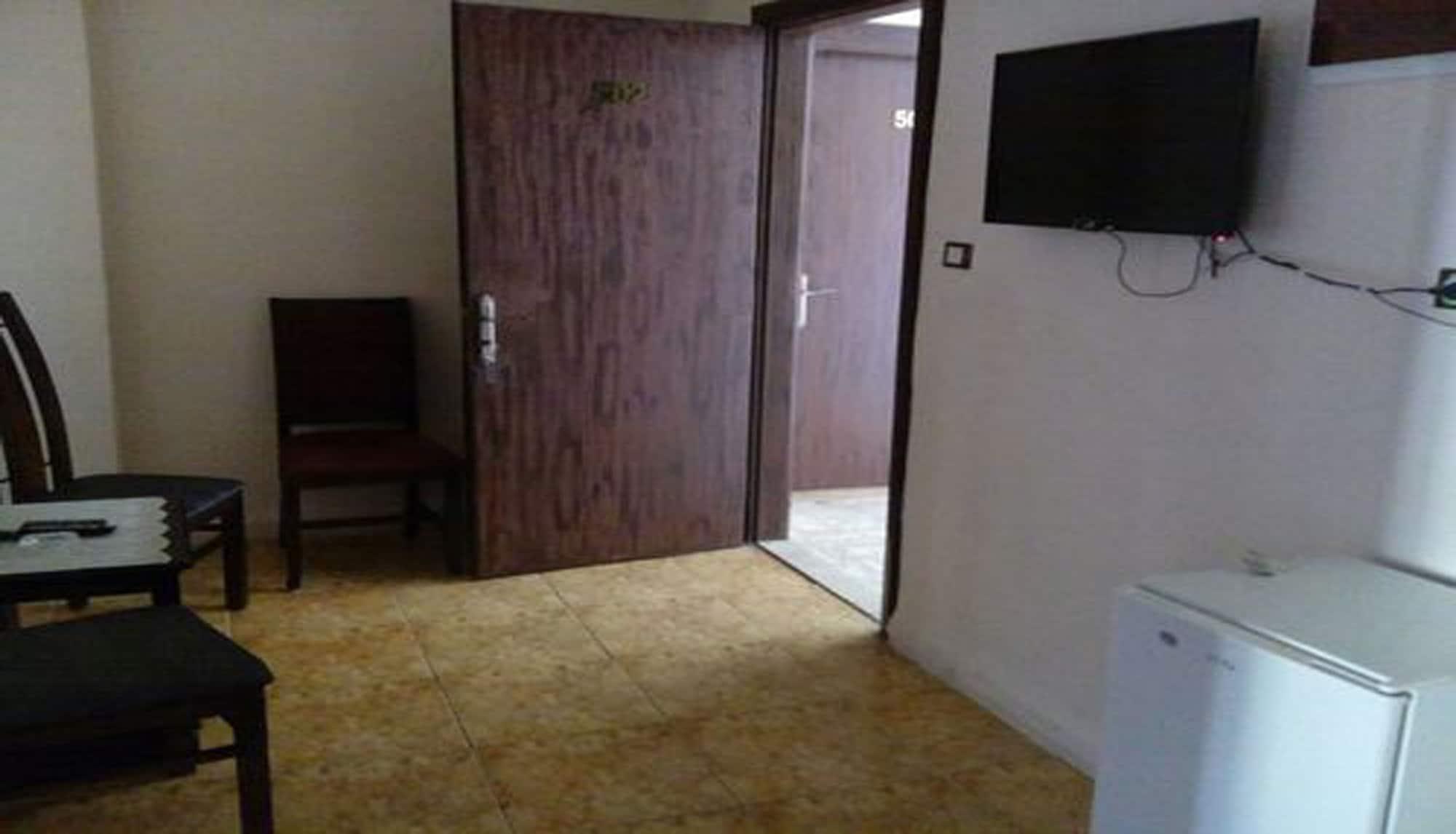 Al-Houriat Hotel Amman Zewnętrze zdjęcie