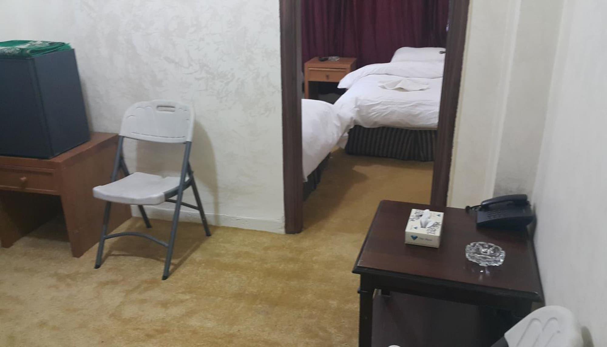 Al-Houriat Hotel Amman Zewnętrze zdjęcie