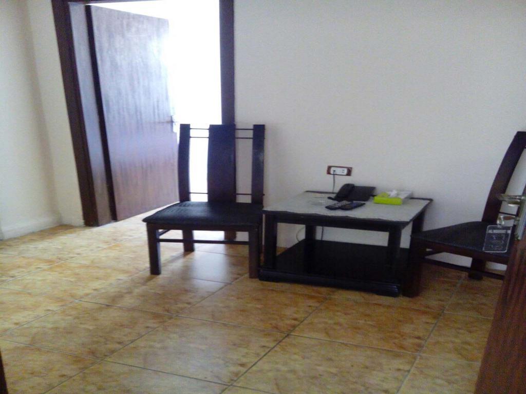 Al-Houriat Hotel Amman Zewnętrze zdjęcie