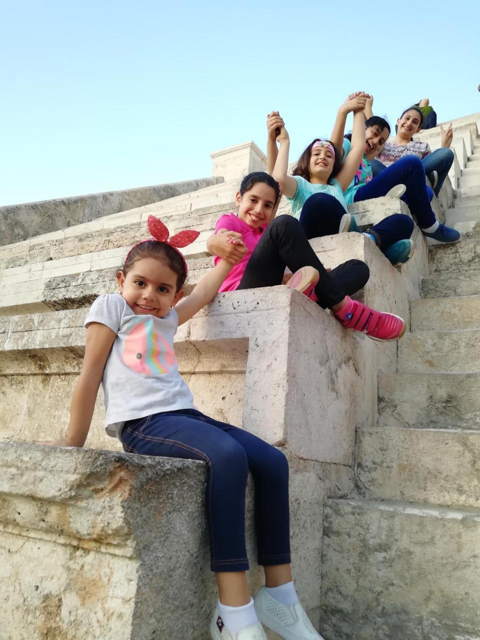 Al-Houriat Hotel Amman Zewnętrze zdjęcie