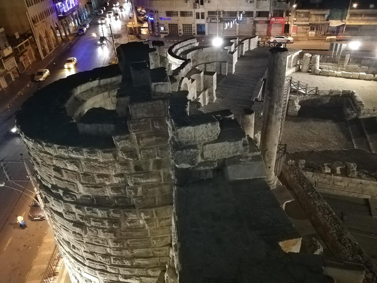 Al-Houriat Hotel Amman Zewnętrze zdjęcie