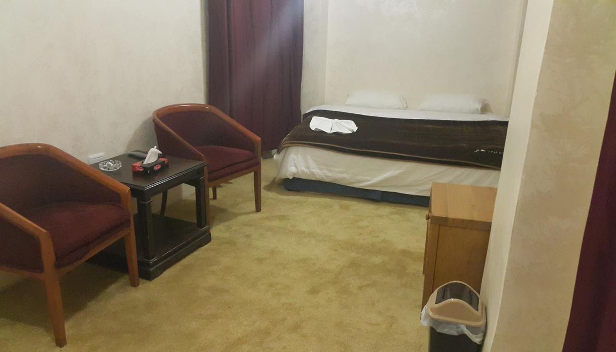 Al-Houriat Hotel Amman Zewnętrze zdjęcie
